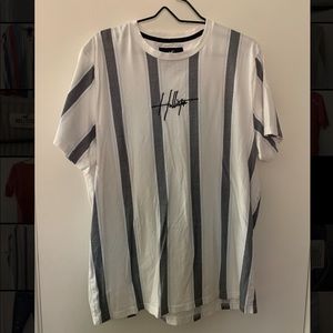 Hollister tee